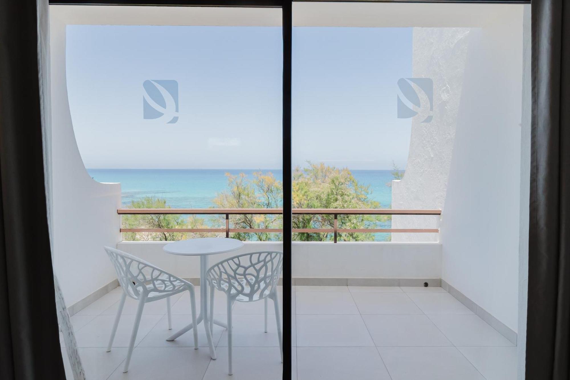 Gaviota - Emar Hotels Adults Only Ес-Кало Екстер'єр фото